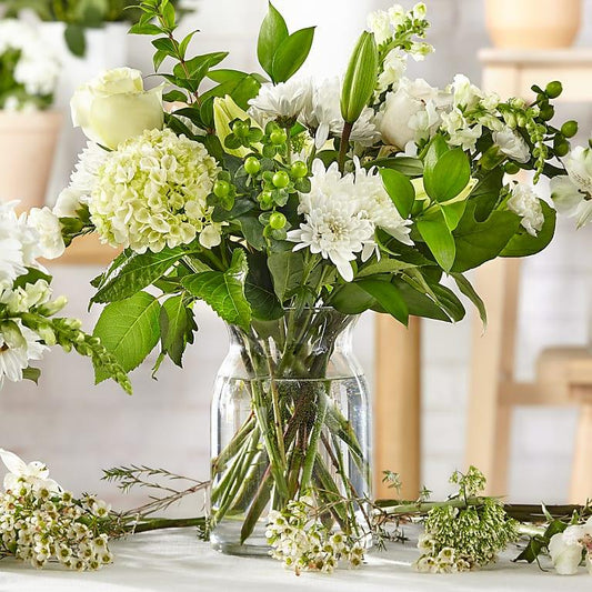 Graceful Light Bouquet - Flower Art USA