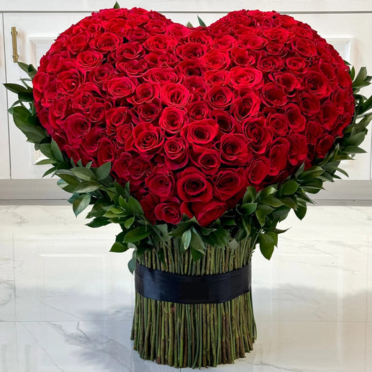 Luxury Standing Rose Heart